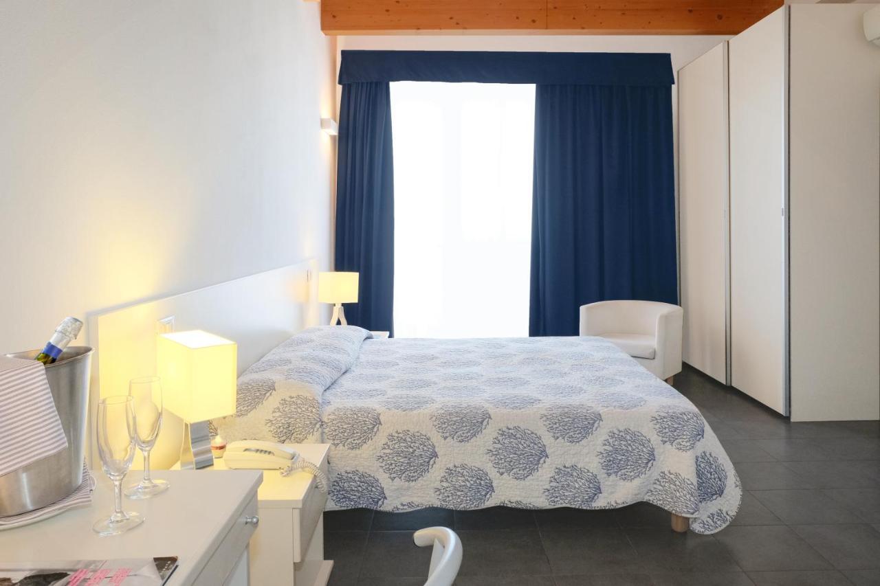 Hotel Manila Τζεσόλο Λίντο Δωμάτιο φωτογραφία
