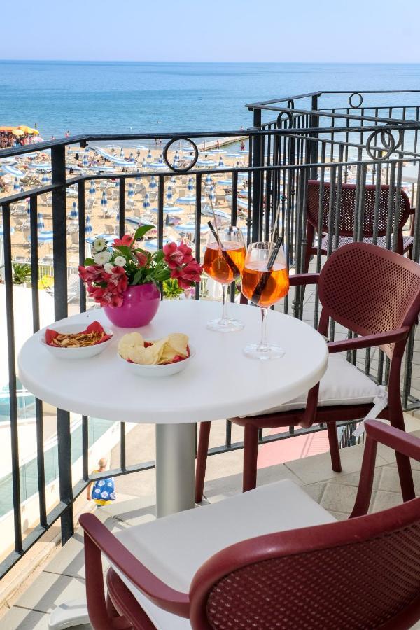 Hotel Manila Τζεσόλο Λίντο Εξωτερικό φωτογραφία