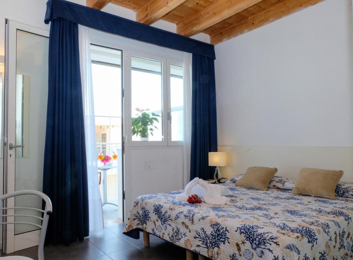 Hotel Manila Τζεσόλο Λίντο Δωμάτιο φωτογραφία