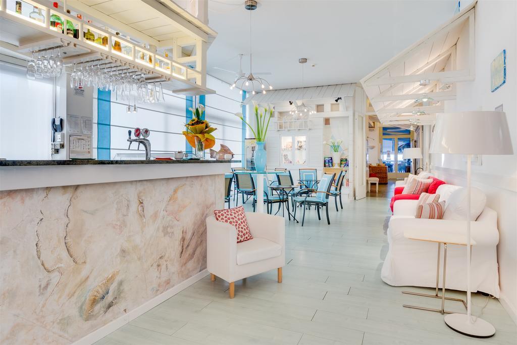 Hotel Manila Τζεσόλο Λίντο Εξωτερικό φωτογραφία